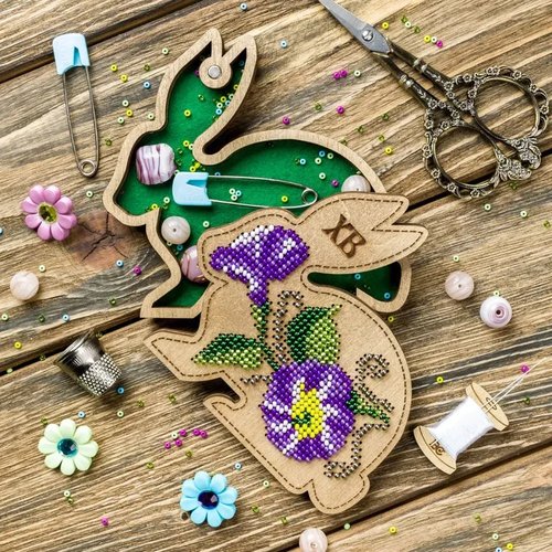 Box-Bunny #2 Double-Sided - Ornament Wooden Bead Kit