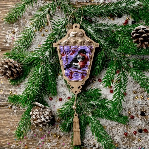 Lantern With Bullfinch - Christmas Ornament Wooden Bead Kit