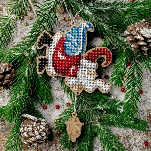 Santa With Lantern - Christmas Ornament Wooden Bead Kit