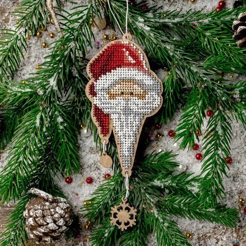 Gnome in Red Hat - Christmas Ornament Wooden Bead Kit