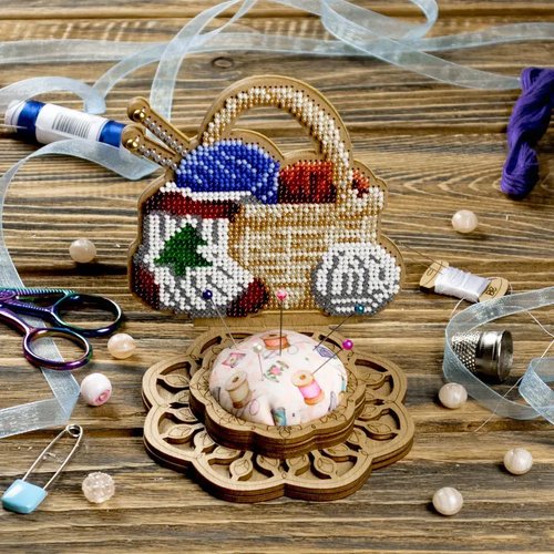 Knitting Basket Needle Case - Ornament Wooden Bead Kit