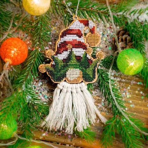 Gnome in Red Hat - Christmas Ornament Wooden Bead Kit