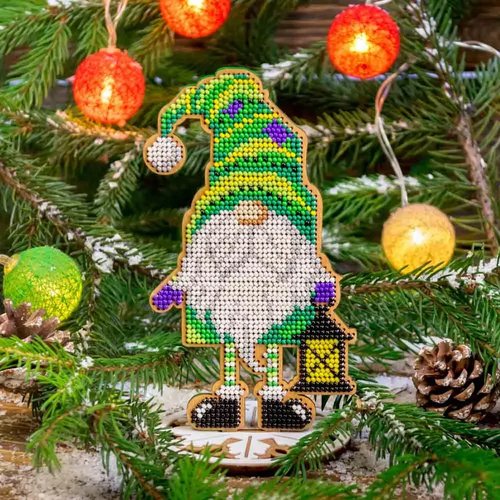 Festive Gnome - Christmas Ornament Wooden Bead Kit