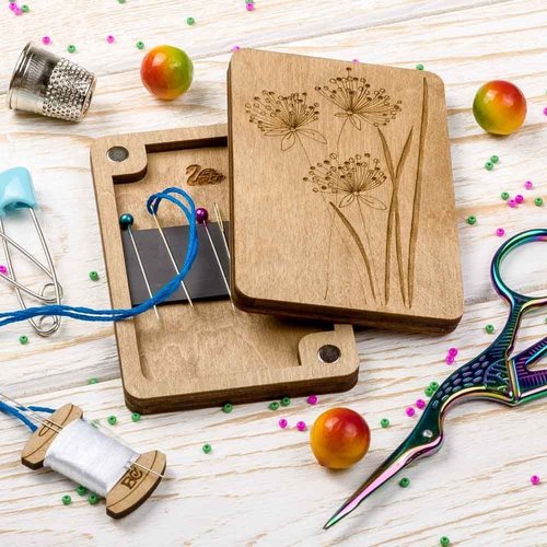 Dandelions - Magnetic Rectangular Needle Case 