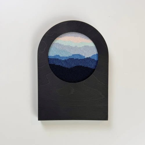 Needlepoint Arch Frames For Needlepoint 4" Round Black