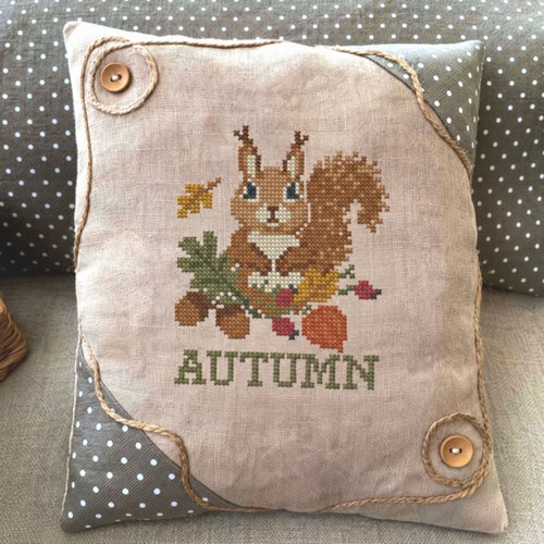 Autumn Squirrel - Cross Stitch Pattern