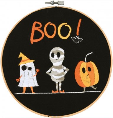 Halloween - Printed Embroidery Kit