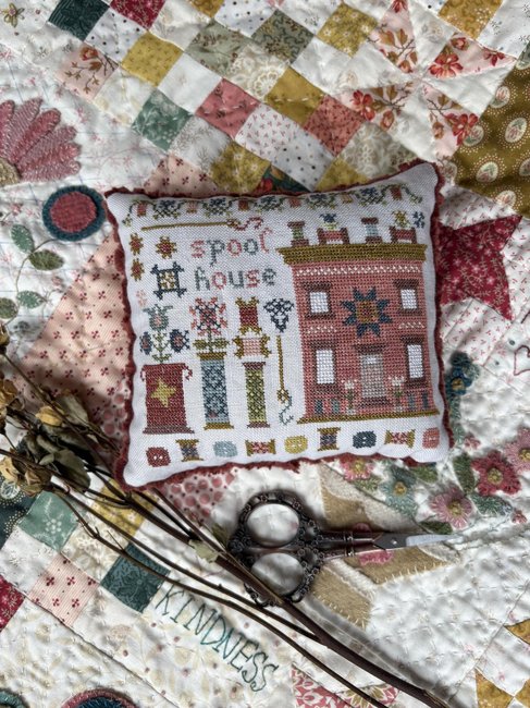 Houses on Stitchery Lane: Stitchery House - Cross Stitch