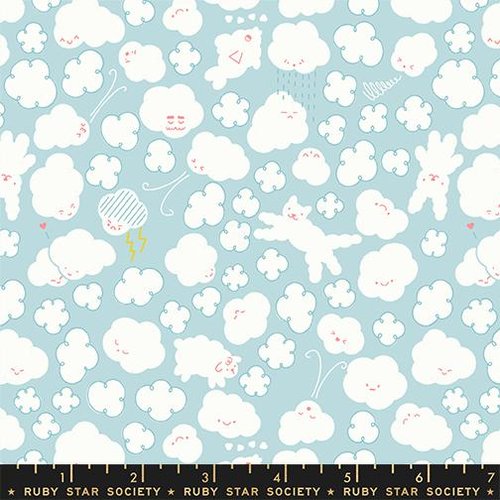 Float Cloudy Lily Pad - Quilt Fabric