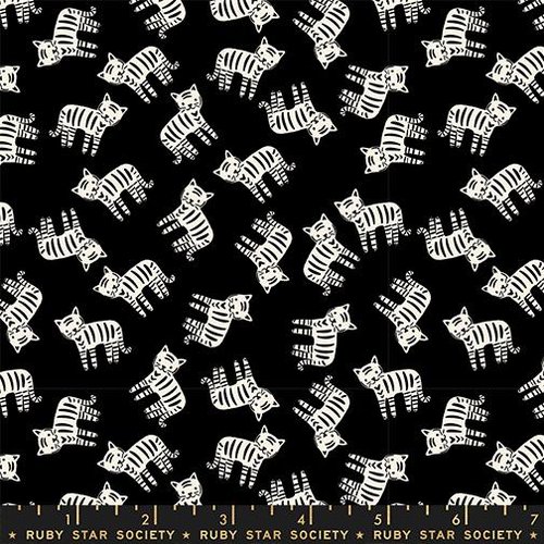 1 800 Calico Tiger Black - Quilt Fabric