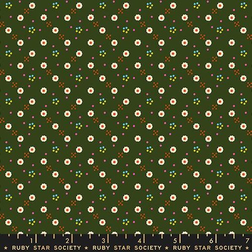 1 800 Calico Blossom Mossy - Quilt Fabric