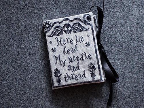 Tombstone Notebook - Halloween Cross Stitch Pattern