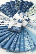 Blueprint Small Flowers White Harbor - Quilt Fabric