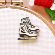 Ice Skates - Magnetic Needle Minder