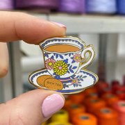 Teacup - Magnetic Needle Minder