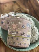 Faded Garden Pinkeep Drum & Needlekeep