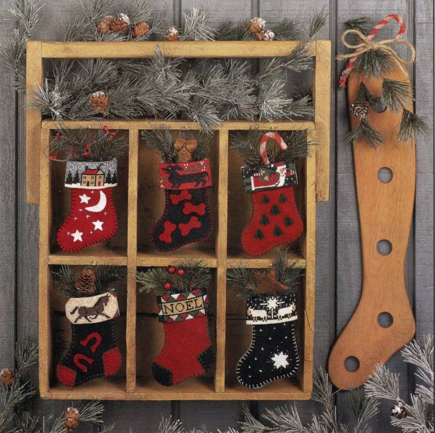 Stockings (Book 119) - Cross Stitch Pattern