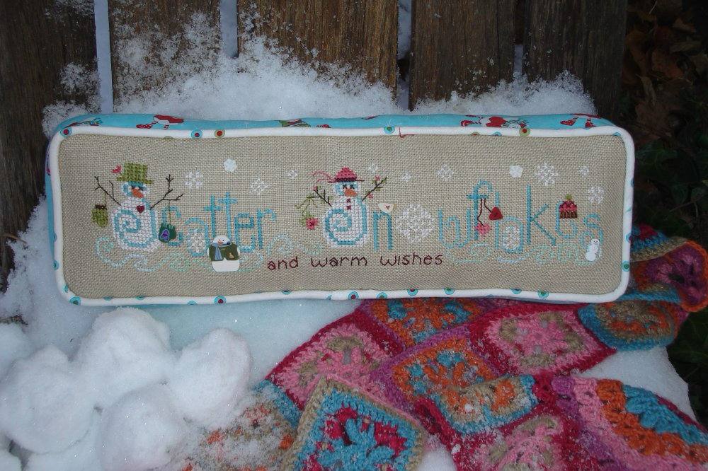 Scatter Snowflakes - Cross Stitch Pattern