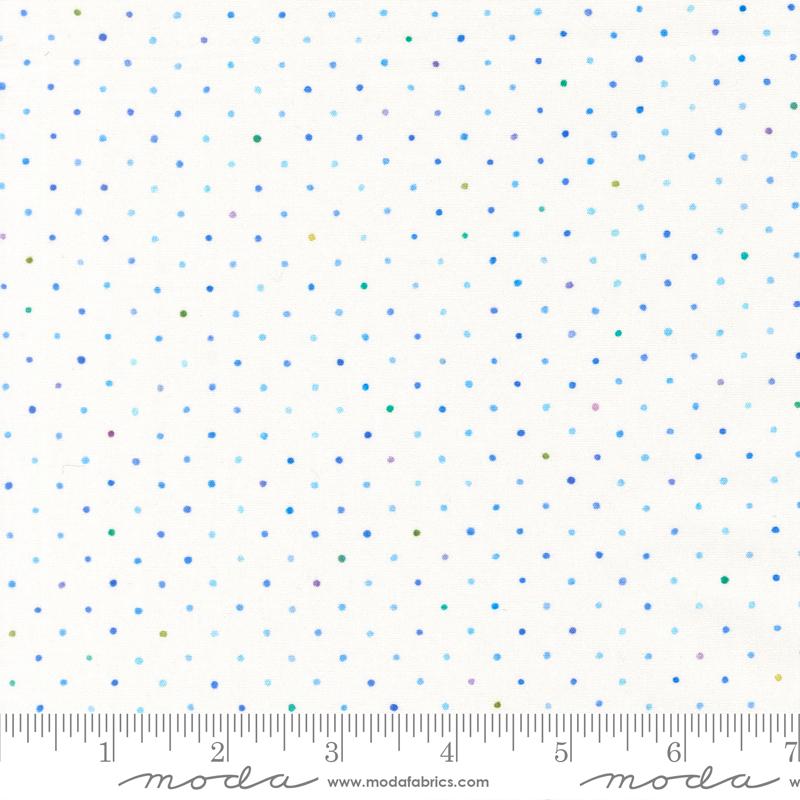 108" Summer Breeze 2027 Dots Ivory - Quilt Fabric, zoomed in. Select this picture to zoom back out.