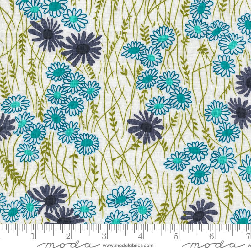 Color Crush Flowers - Off White Turquoise - Quilt Fabric