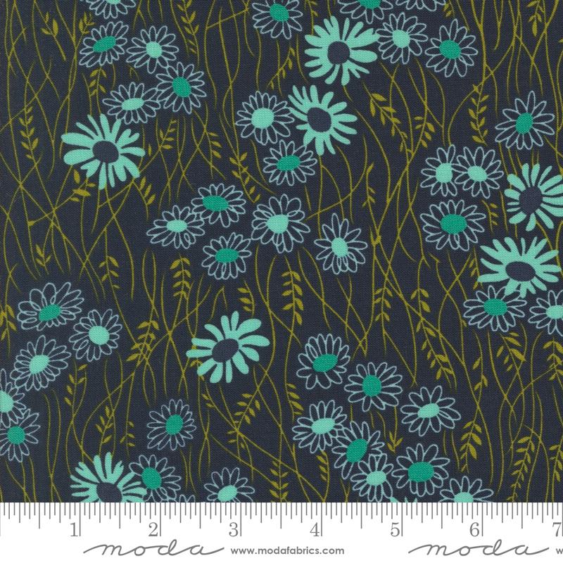 Color Crush Flowers - Indigo - Quilt Fabric