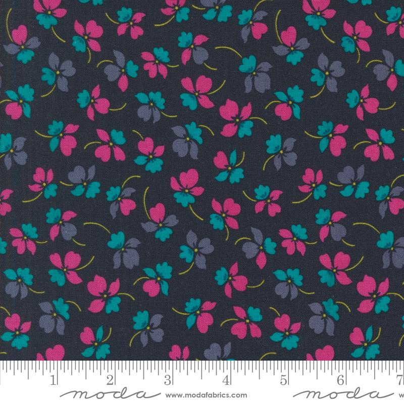 Color Crush Flower - Indigo - Quilt Fabric