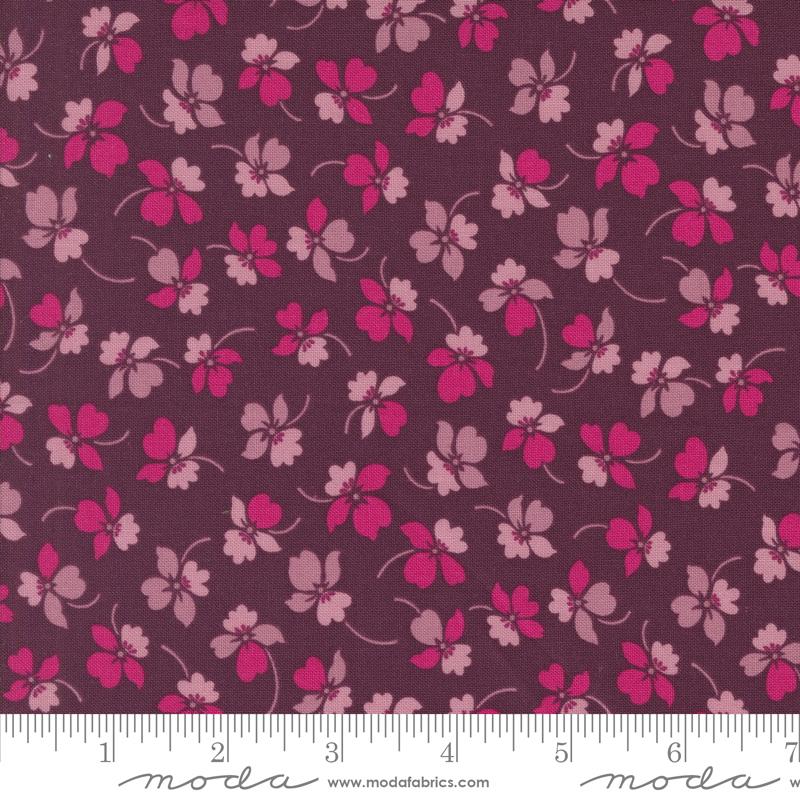 Color Crush Flower - Plum - Quilt Fabric