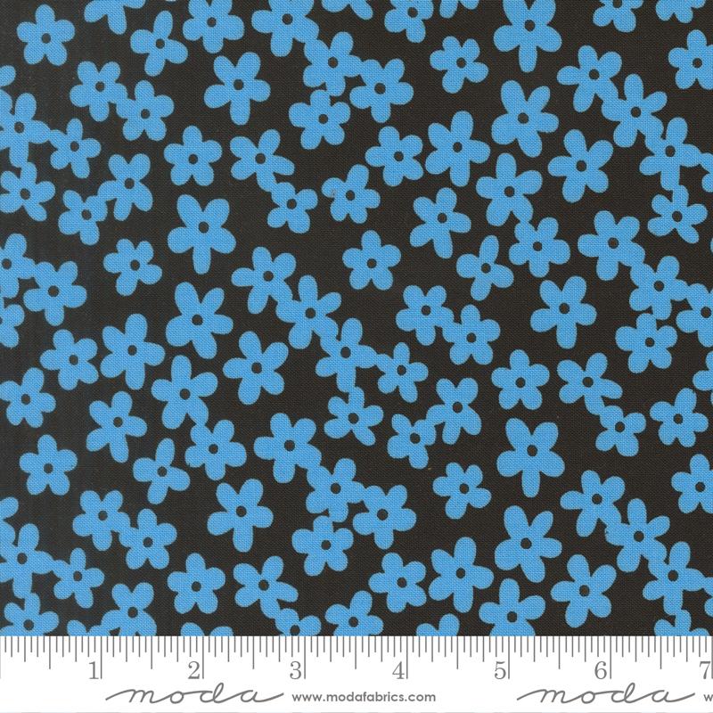 True To Hue Flowers Night Blue - Quilt Fabric