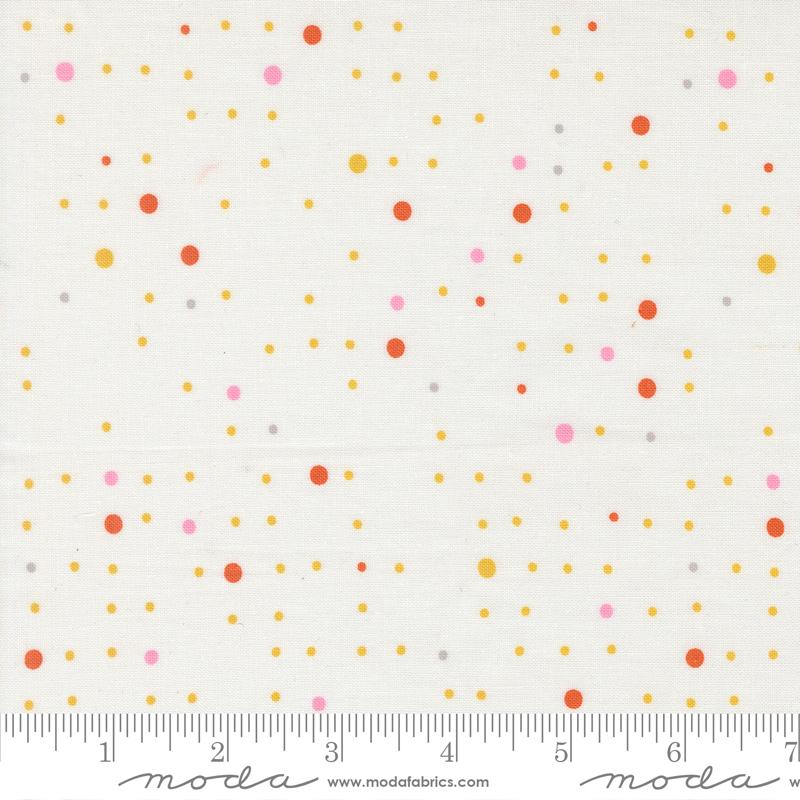 Balisong Dapple Coconut - Quilt Fabric