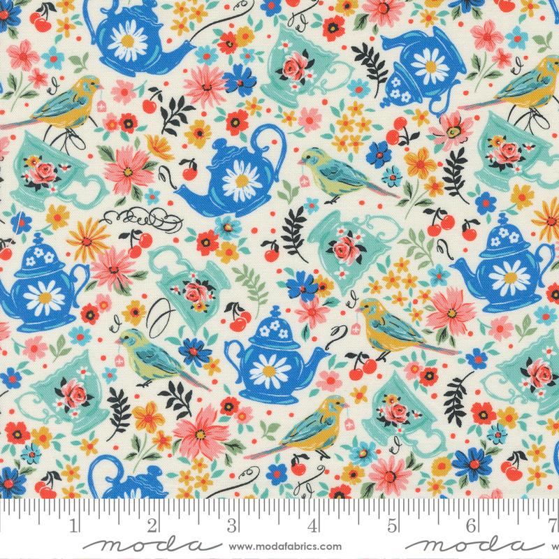 Julia Porcelain - Quilt Fabric