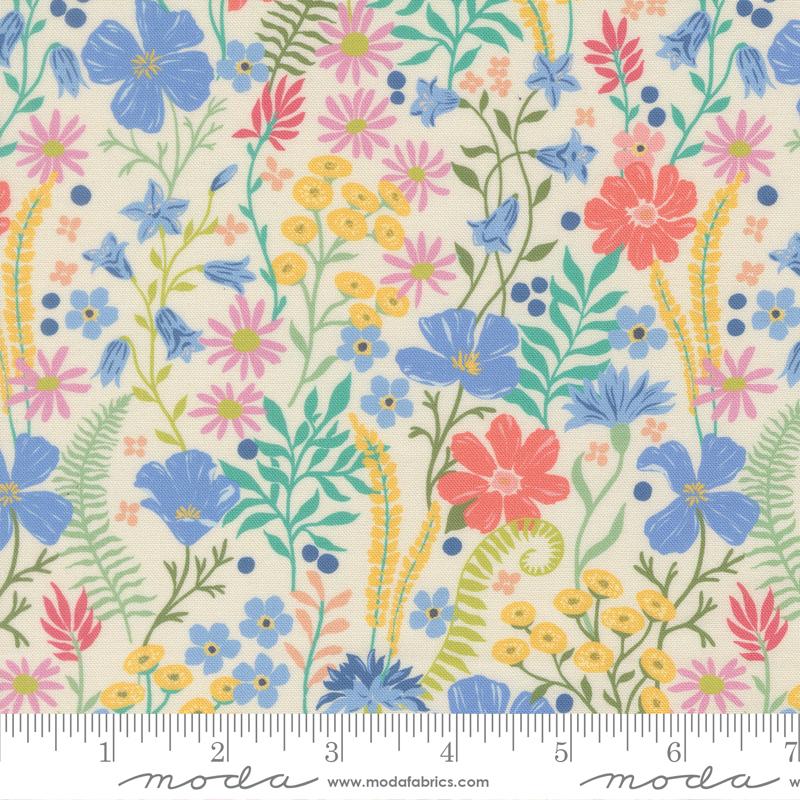 Cannon Beach Blooms Cream - Quilt Fabric