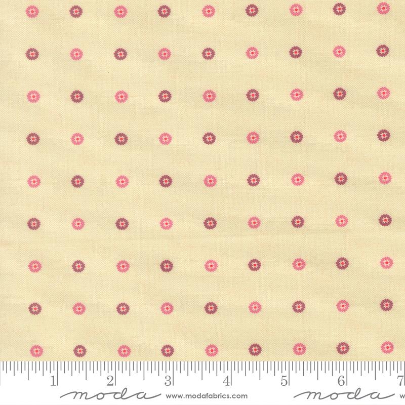 Sitara Floret Cream - Quilt Fabric, zoomed in. Select this picture to zoom back out.