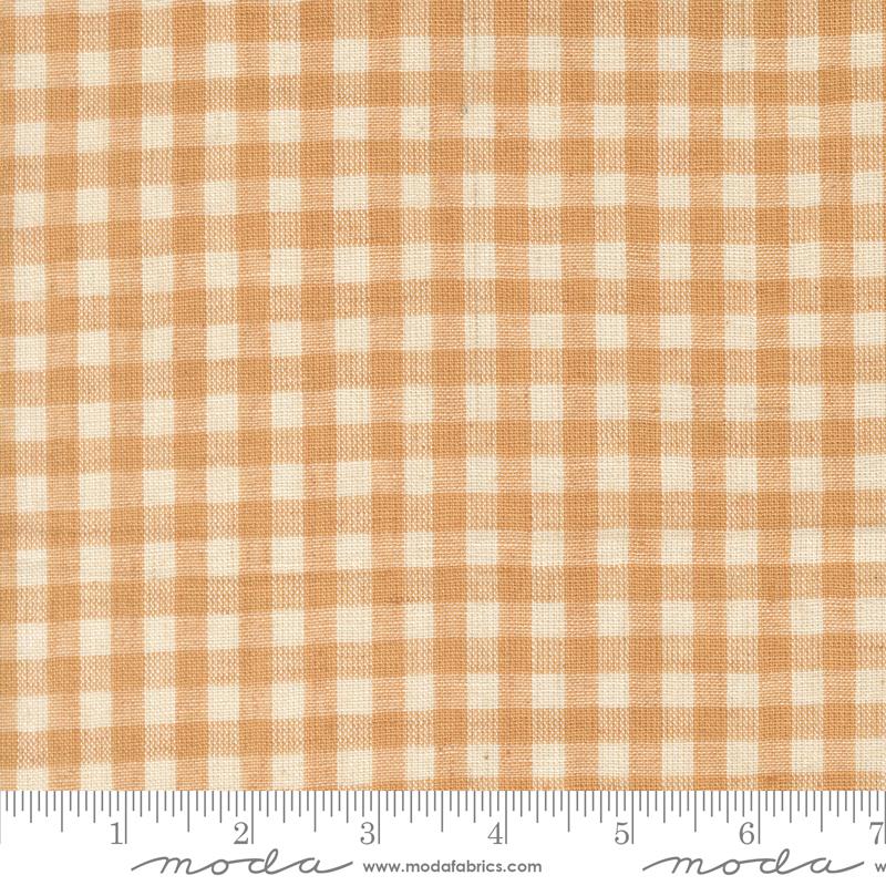 Larkspur Linen Wovens Honey Gingham - Quilt Fabric, zoomed in. Select this picture to zoom back out.