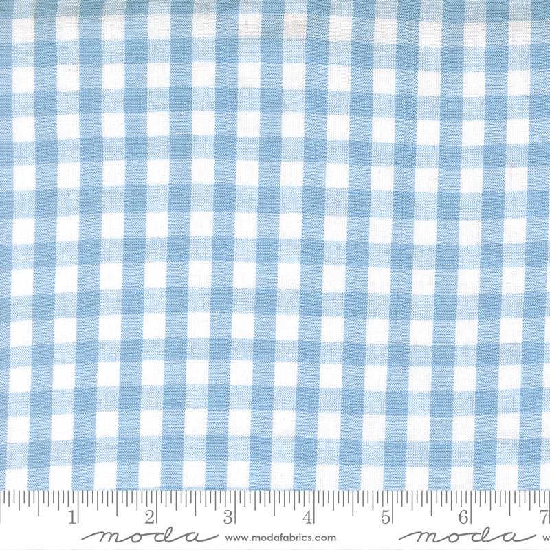 Stars & Stripes Wovens Gingham Light Blue - Quilt Fabric, zoomed in. Select this picture to zoom back out.