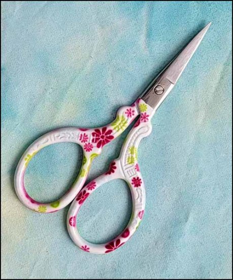 White/Pink 3.6" Embroidery Scissors