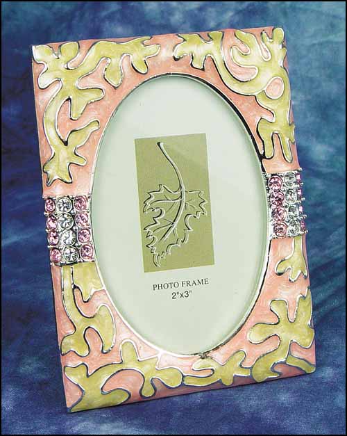 Peach Decorative Frame 2" x 3" with Glass