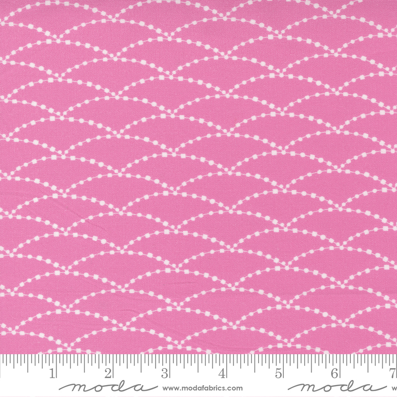 Soiree Strawberry - Bitty Swag - Quilt Fabric