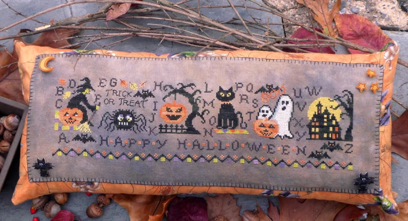 Happy Halloween - Cross Stitch Pattern