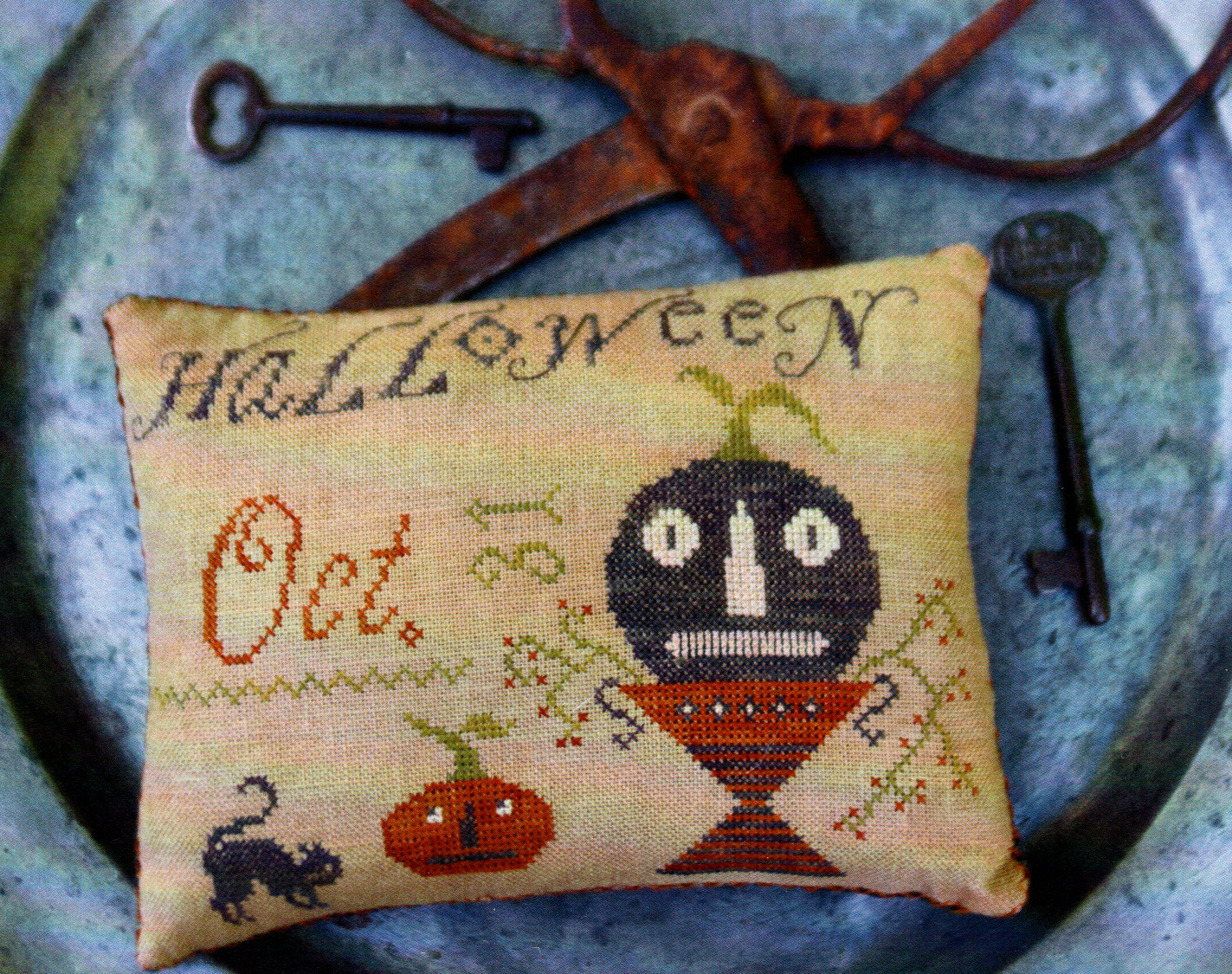 Halloween Pinkeep - Cross Stitch Pattern
