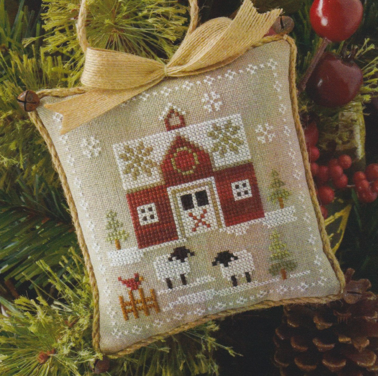 Little Red Barn - Farmhouse Christmas 1