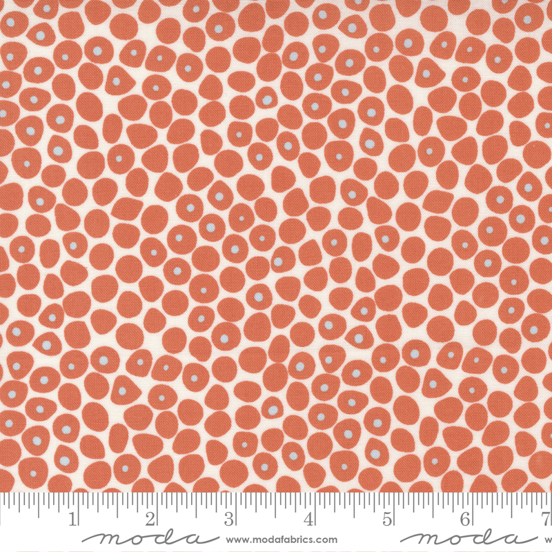Lazy Afternoon Marmalade - Flowing Dots - Quilt Fabric