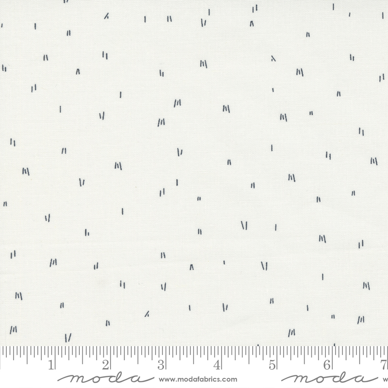 Filigree Off White - Stroklettes Blenders - Quilt Fabric