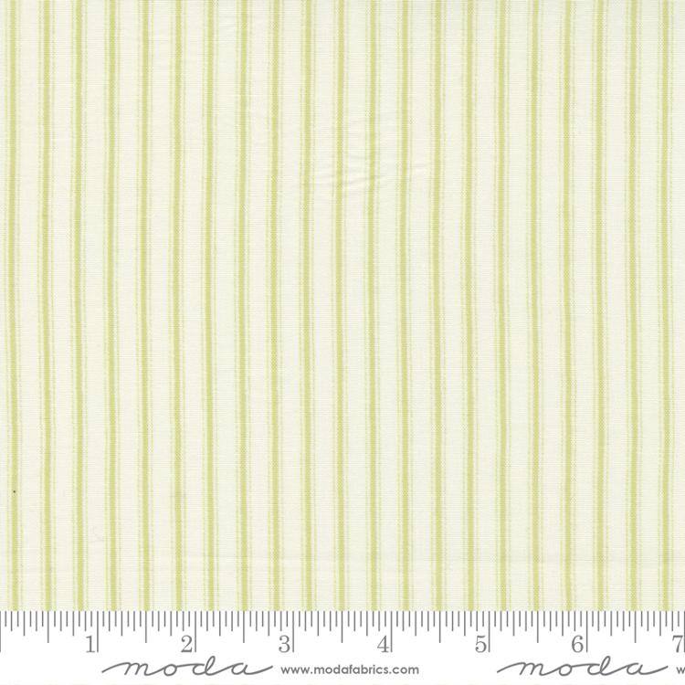 Cottage Linen Closet Sprout - Quilt Fabric