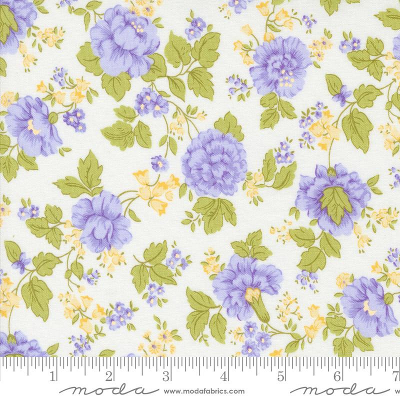 Georgia Flowers - Off White - Quilt Fabric