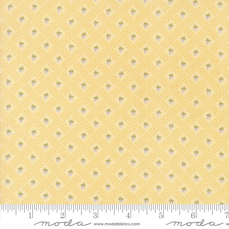 Georgia Posy - Soft Yellow - Quilt Fabric