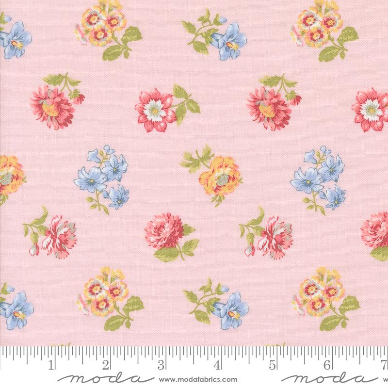 Memory Lane Flower Petal - Quilt Fabric