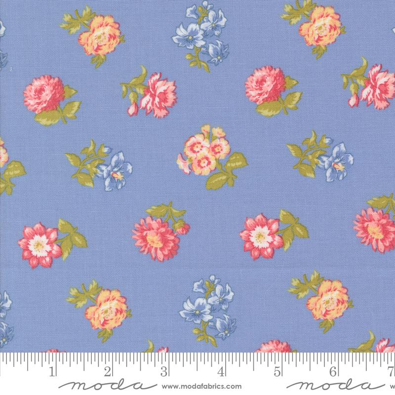 Memory Lane Flower Blue - Quilt Fabric
