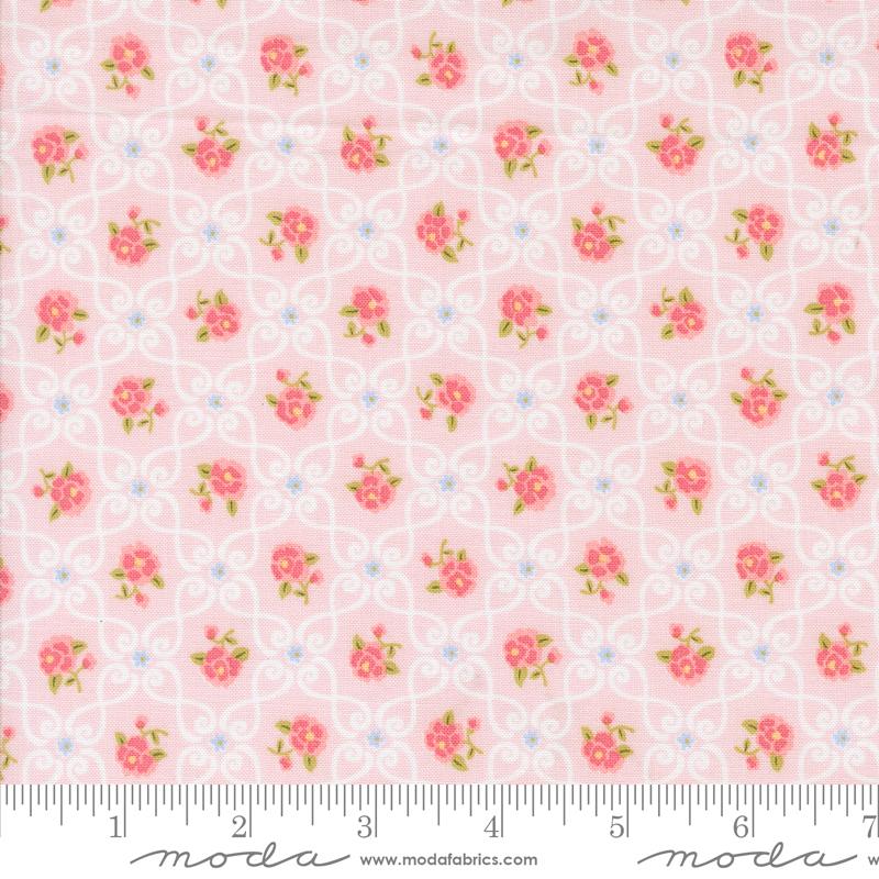 Memory Lane Diamonds Petal - Quilt Fabric