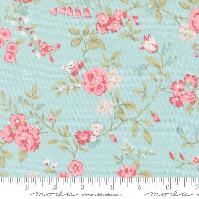 Abide Floral Light Blue - Quilt Fabric