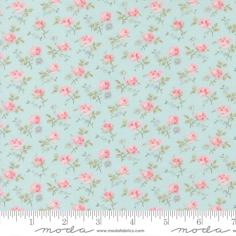 Abide Flower Light Blue - Quilt Fabric